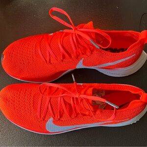 Nike VaporFly 4% Flyknit in Bright Crimson